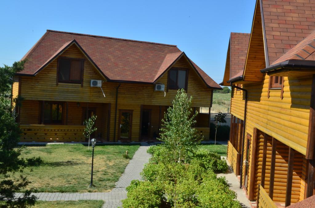 Hotel Panska Hata Nyzhnya Khortytsya Zewnętrze zdjęcie