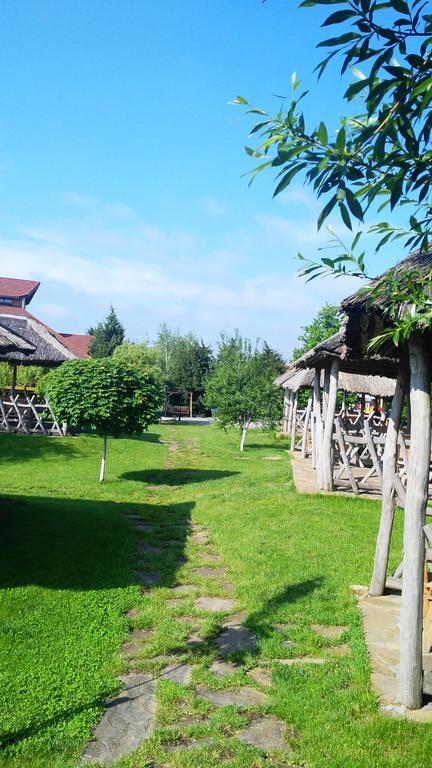 Hotel Panska Hata Nyzhnya Khortytsya Zewnętrze zdjęcie